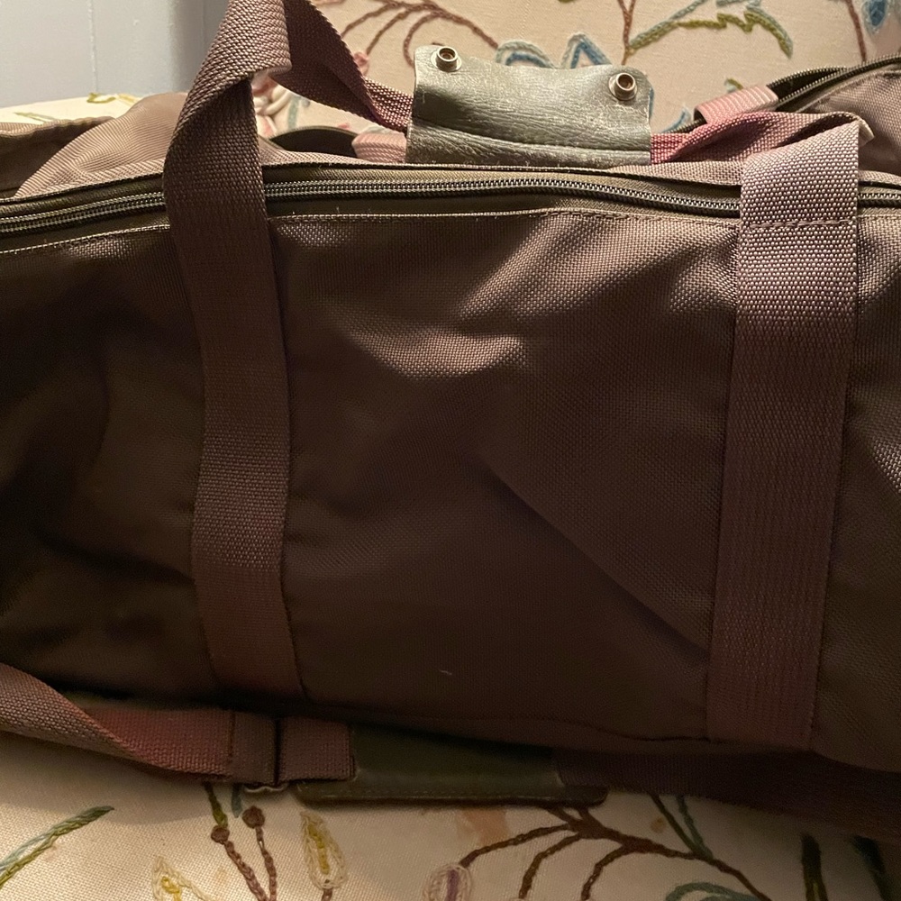 Tumi duffle bag 55L. Large carry on